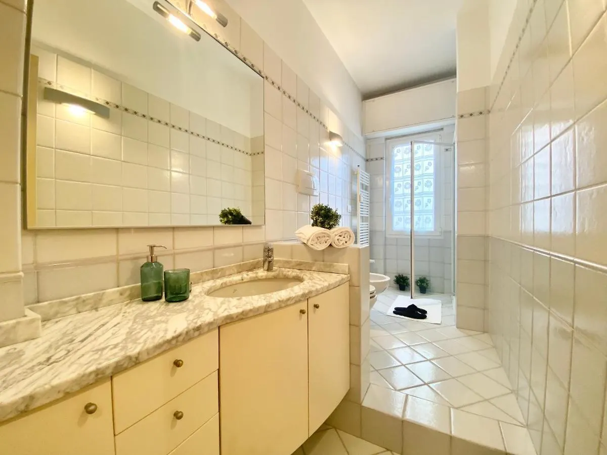 Appartamento Casaviva - Elegant Bilo With Parking In Rapallo Italia