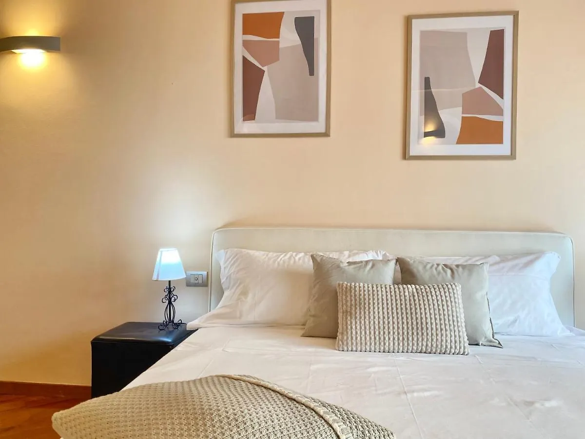 Appartamento Casaviva - Elegant Bilo With Parking In Rapallo