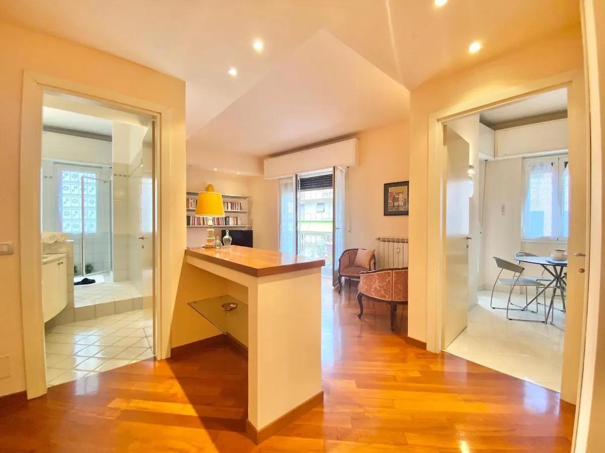 Appartamento Casaviva - Elegant Bilo With Parking In Rapallo Italia